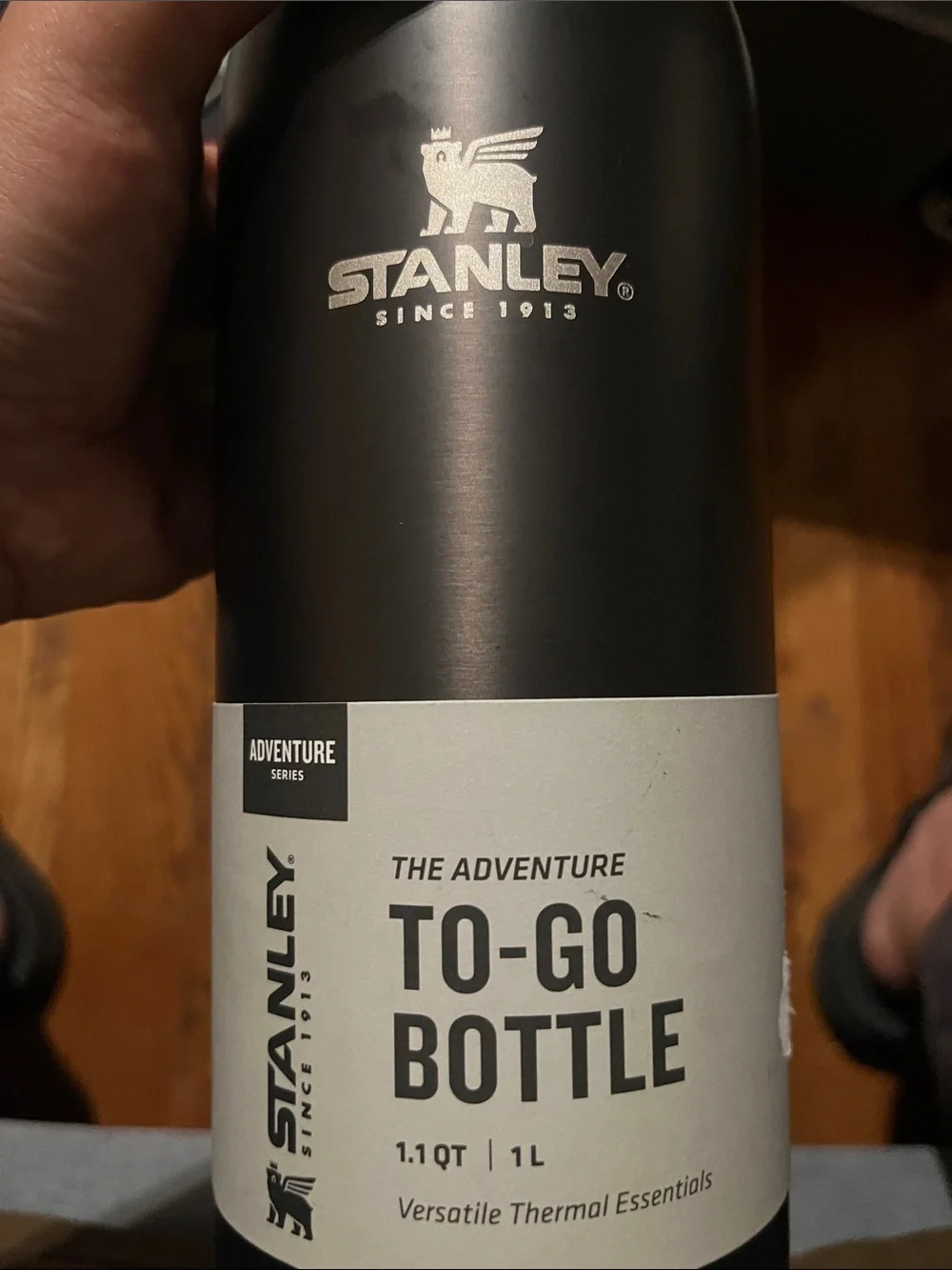 Stanley Adventure to go bottle with cup 1L - Picture 2 of 7